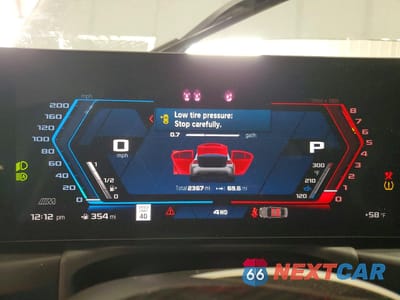 Zdjęcie 9 z 13 samochodu: 2026 BMW M3 COMPETITION VIN:WBS33HJ00TFW01484 - miniatura