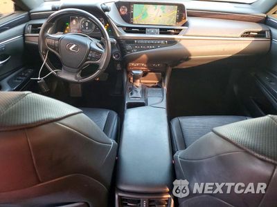 Zdjęcie 8 z 11 samochodu: 2020 LEXUS ES 300H BASE VIN:58AD21B14LU012130 - miniatura