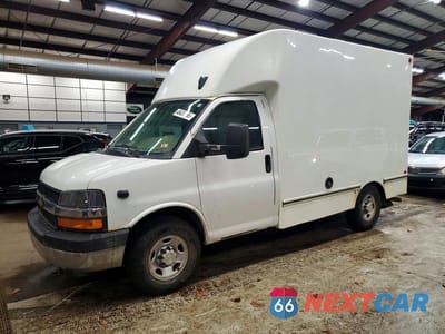 2020 CHEV EXPRESS G3500 1GB0GRFP1L1121479 - główne zdjęcie licytacji z USA - miniatura
