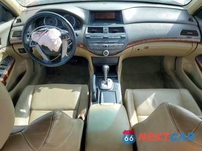 Zdjęcie 8 z 12 samochodu: 2010 HONDA ACCORD EXL VIN:1HGCP2F81AA151377 - miniatura