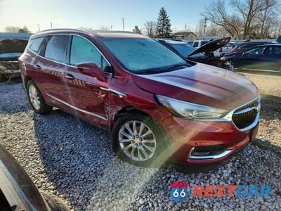 Czwarte zdjęcie samochodu z boku: 2018 BUICK ENCLAVE PREMIUM VIN:5GAEVBKW3JJ224753 - miniatura
