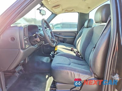 Zdjęcie 7 z 12 samochodu: 2005 CHEVROLET SILVERADO C1500 VIN:1GCEC14X55Z254784 - miniatura