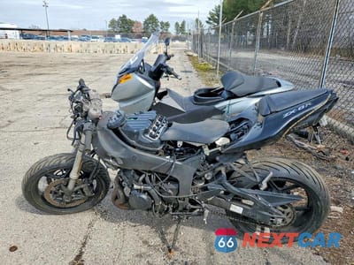 Trzecie zdjęcie samochodu z tyłu: 2007 KAWASAKI ZX600 P VIN:JKAZX4P177A024187 - miniatura