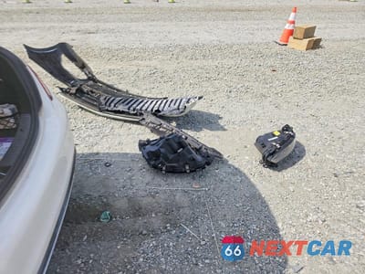 Zdjęcie 12 z 13 samochodu: 2016 MERCEDES-BENZ C 300 VIN:55SWF4JB2GU163596 - miniatura
