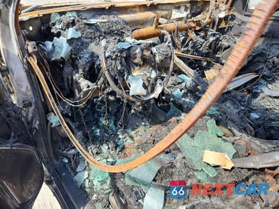 Zdjęcie 8 z 11 samochodu: 2024 GMC SIERRA C1500 DENALI VIN:3GTPHGED2RG457963 - miniatura