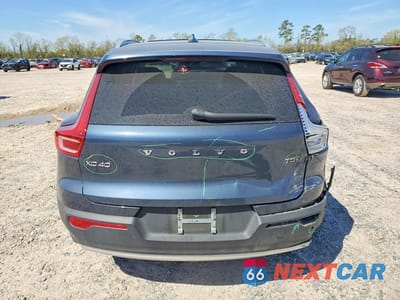 Zdjęcie 6 z 13 samochodu: 2021 VOLVO XC40 T5 MOMENTUM VIN:YV4162UK7M2483892 - miniatura