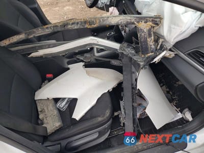 Zdjęcie 12 z 12 samochodu: 2019 HYUNDAI ELANTRA SEL VIN:5NPD84LF5KH470435 - miniatura