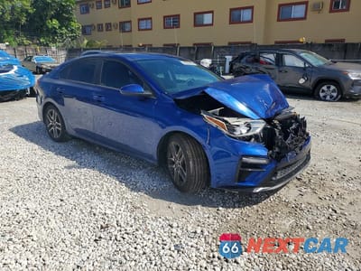 Czwarte zdjęcie samochodu z boku: 2019 KIA FORTE S VIN:3KPF34AD1KE037725 - miniatura