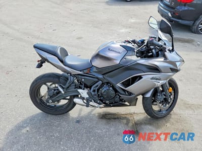 2021 KAWASAKI EX650 N ML5EXEN10MDA28845 - główne zdjęcie licytacji z USA - miniatura