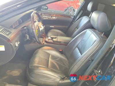 Zdjęcie 7 z 13 samochodu: 2007 MERCEDES-BENZ S 550 VIN:WDDNG71X97A067812 - miniatura
