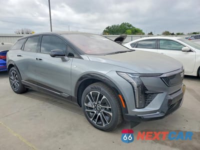 Czwarte zdjęcie samochodu z boku: 2026 CADILLAC OPTIQ SPORT VIN:3GYK3EM40TS126313 - miniatura
