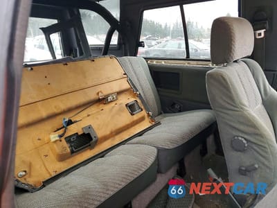 Zdjęcie 11 z 12 samochodu: 1989 TOYOTA 4RUNNER SR5 V6 VIN:JT3VN66W8K0039075 - miniatura