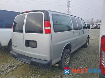 Trzecie zdjęcie samochodu z tyłu: 2023 CHEV EXPRESS G2500 VIN:1GCWGAFP5P1233361 - miniatura