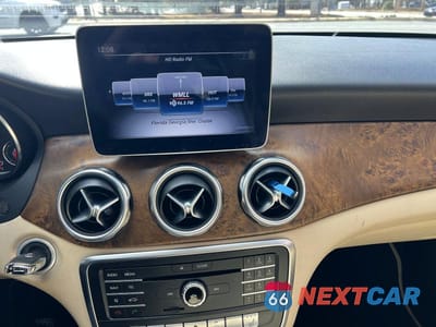 Zdjęcie 10 z 10 samochodu: 2019 MERCEDES-BENZ GLA 250 VIN:WDCTG4EB8KJ587551 - miniatura