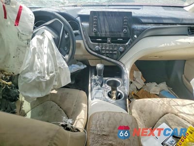 Zdjęcie 8 z 12 samochodu: 2021 TOYOTA CAMRY LE VIN:4T1C11AK6MU421859 - miniatura