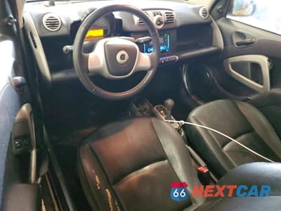 Zdjęcie 8 z 12 samochodu: 2015 SMART FORTWO PURE VIN:WMEEJ3BAXFK791906 - miniatura