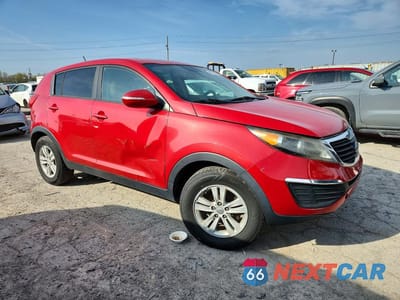 Czwarte zdjęcie samochodu z boku: 2011 KIA SPORTAGE LX VIN:KNDPB3A23B7077059 - miniatura