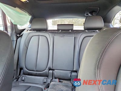 Zdjęcie 10 z 12 samochodu: 2021 BMW X1 XDRIVE28I VIN:WBXJG9C04M5S15764 - miniatura