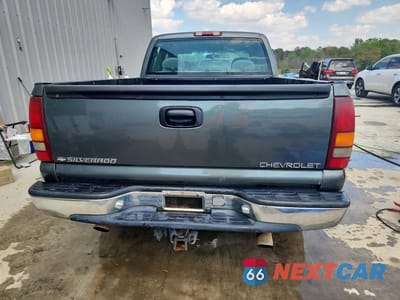 Zdjęcie 6 z 11 samochodu: 2001 CHEVROLET SILVERADO K1500 VIN:1GCEK19T91E186032 - miniatura