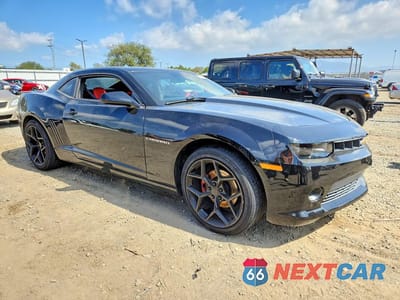 Czwarte zdjęcie samochodu z boku: 2015 CHEVROLET CAMARO LT VIN:2G1FF1E32F9171406 - miniatura