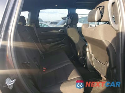 Zdjęcie 10 z 12 samochodu: 2021 JEEP GRAND CHEROKEE LAREDO VIN:1C4RJFAG4MC731912 - miniatura