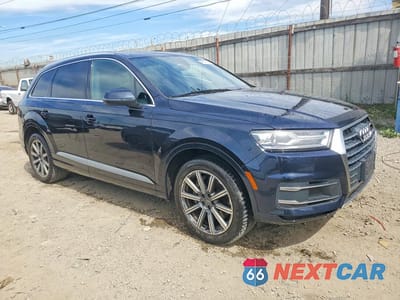 Czwarte zdjęcie samochodu z boku: 2018 AUDI Q7 PREMIUM PLUS VIN:WA1LHAF74JD003827 - miniatura