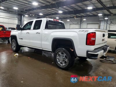 Drugie zdjęcie samochodu z przodu: 2015 GMC SIERRA K2500 SLT VIN:1GT22ZEG4FZ514970 - miniatura