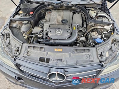Zdjęcie 11 z 11 samochodu: 2015 MERCEDES-BENZ C 250 VIN:WDDGJ4HB3FG363374 - miniatura