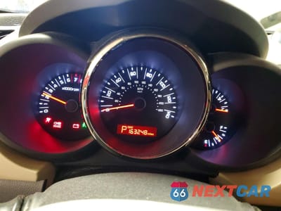 Zdjęcie 9 z 13 samochodu: 2011 KIA SOUL ! VIN:KNDJT2A2XB7343982 - miniatura