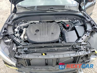 Zdjęcie 11 z 13 samochodu: 2025 VOLVO XC60 CORE VIN:YV4M12RJ3S1190294 - miniatura