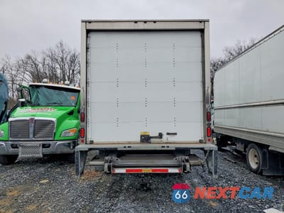 Zdjęcie 6 z 13 samochodu: 2020 ISUZU NPR HD BOX TRUCK VIN:54DC4W1B2LS801652 - miniatura