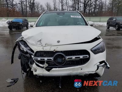 Piąte zdjęcie samochodu w środku: 2025 MERCEDES-BENZ GLA 250 4MATIC VIN:W1N4N4HB2SJ641429 - miniatura