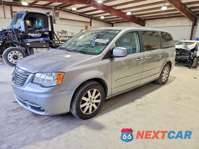2016 CHRYSLER TOWN & COUNTRY TOURING 2C4RC1BG8GR282192 - główne zdjęcie licytacji z USA - miniatura