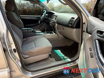 Piąte zdjęcie samochodu w środku: 2008 TOYOTA 4RUNNER SR5 VIN:JTEZU14R58K007791 - miniatura