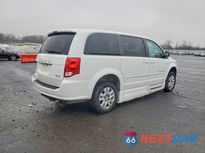 Trzecie zdjęcie samochodu z tyłu: 2014 DODGE GRAND CARAVAN SE VIN:2C4RDGBG1ER109949 - miniatura