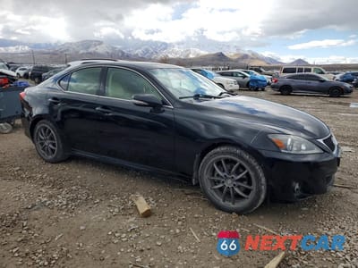 Czwarte zdjęcie samochodu z boku: 2012 LEXUS IS 250 BASE VIN:JTHCF5C20C5055933 - miniatura