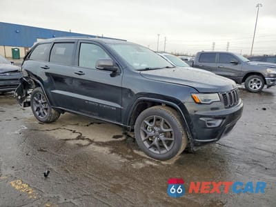 Czwarte zdjęcie samochodu z boku: 2021 JEEP GRAND CHEROKEE LIMITED VIN:1C4RJFBG0MC686370 - miniatura