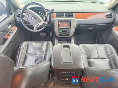 Zdjęcie 8 z 12 samochodu: 2008 GMC YUKON XL K1500 VIN:1GKFK16348J194523 - miniatura