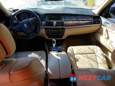 Zdjęcie 8 z 13 samochodu: 2012 BMW X5 XDRIVE35I VIN:5UXZV4C55CL759946 - miniatura