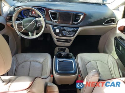 Zdjęcie 8 z 12 samochodu: 2020 CHRYSLER PACIFICA LIMITED VIN:2C4RC1GGXLR290247 - miniatura