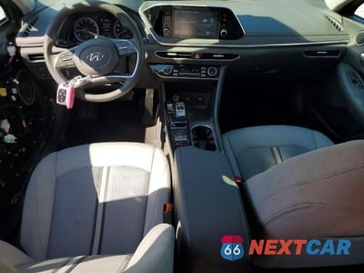 Zdjęcie 8 z 13 samochodu: 2021 HYUNDAI SONATA SEL VIN:5NPEL4JA8MH102344 - miniatura
