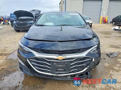 Piąte zdjęcie samochodu w środku: 2025 CHEVROLET MALIBU LT VIN:1G1ZD5ST1SF140714 - miniatura