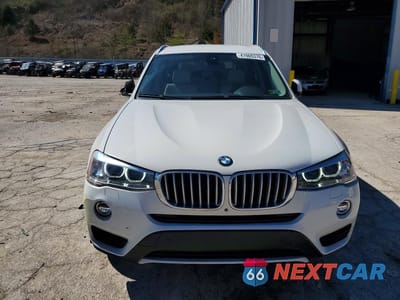 Piąte zdjęcie samochodu w środku: 2017 BMW X3 XDRIVE28I VIN:5UXWX9C52H0T03874 - miniatura
