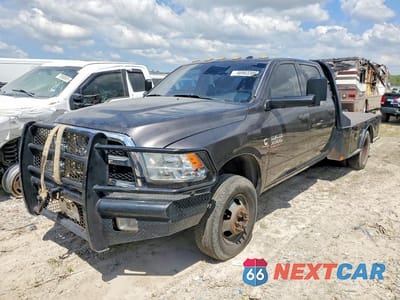 2017 RAM 3500 FLATBED TRUCK 3C7WRTCL5HG692290 - główne zdjęcie licytacji z USA - miniatura