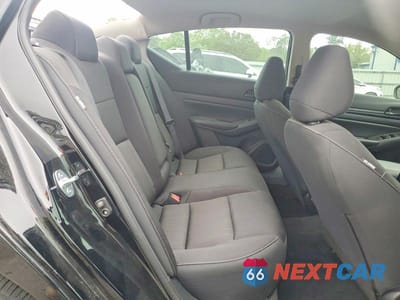 Zdjęcie 10 z 12 samochodu: 2024 NISSAN ALTIMA 2.5 S VIN:1N4BL4BV1RN366765 - miniatura