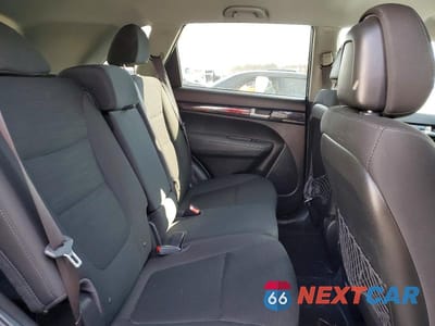 Zdjęcie 11 z 12 samochodu: 2015 KIA SORENTO LX VIN:5XYKT3A6XFG568134 - miniatura