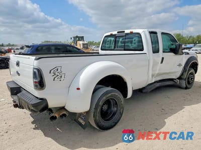 Trzecie zdjęcie samochodu z tyłu: 2013 FORD F350 SUPER DUTY VIN:1FT8X3DT4DEA78570 - miniatura