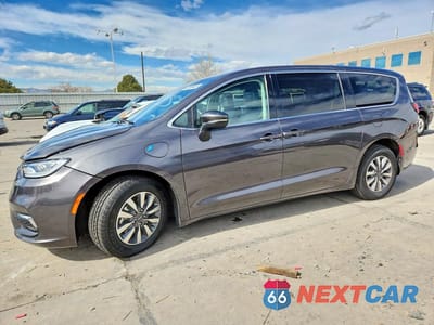 2023 CHRYSLER PACIFICA HYBRID TOURING L 2C4RC1L77PR611690 - główne zdjęcie licytacji z USA - miniatura