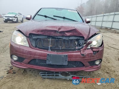 Piąte zdjęcie samochodu w środku: 2009 MERCEDES-BENZ C 350 VIN:WDDGF56X69R043061 - miniatura