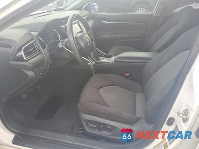 Zdjęcie 7 z 12 samochodu: 2019 TOYOTA CAMRY LE VIN:4T1B11HK8KU241300 - miniatura